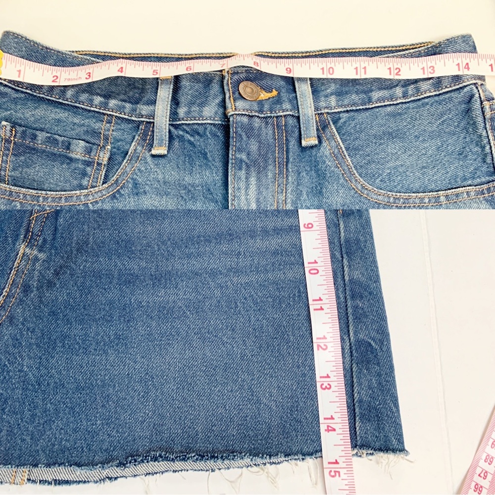 Levis Denim Mini Skirt, Frayed Distress Hem - Picture 5 of 8